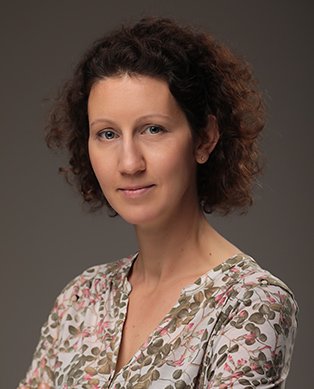 Dr. Czettele Katalin