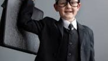 A jövő vezetői személyiségeinek fejlesztése a bölcsődében:  vezetői készségek megalapozása 1–3 éves korban